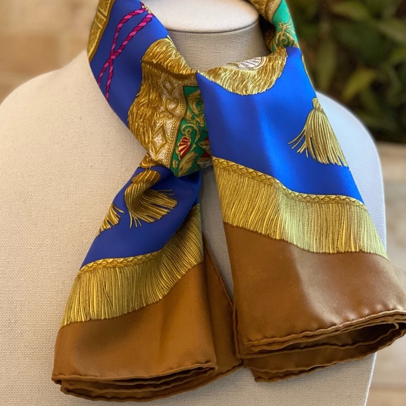 HERMÈS Poste et Cavalerie Silk Twill Scarf, 90, 1986, EUC - Picture 8 of 10